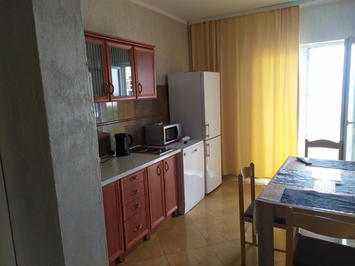 Apartments Svetlana Utjeha Bagian luar foto